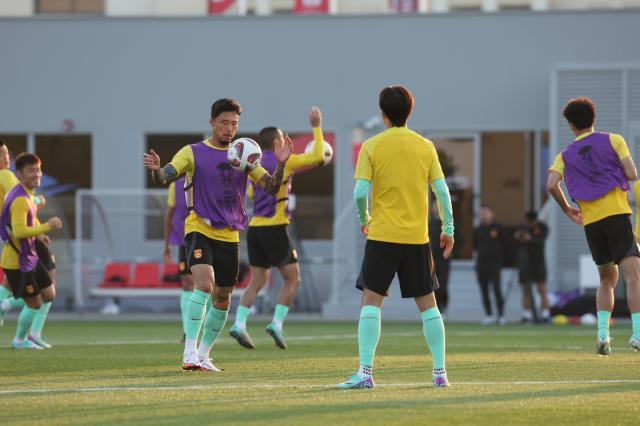 咪咕精彩赛事-张琳芃最后一练归位打消疑虑 国足锋线PK仍有看点